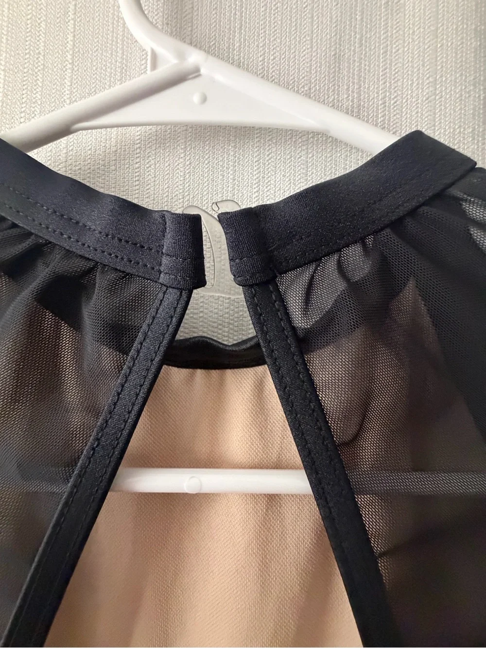Weissman Gold Sequin Black Mesh Long Sleeve Leotard Size MA Excellent (A642) - Picture 8 of 11